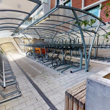 Stunning Aldgate Studio - Free Wifi And Gym! - Iq Aldgate Лондон Екстериор снимка