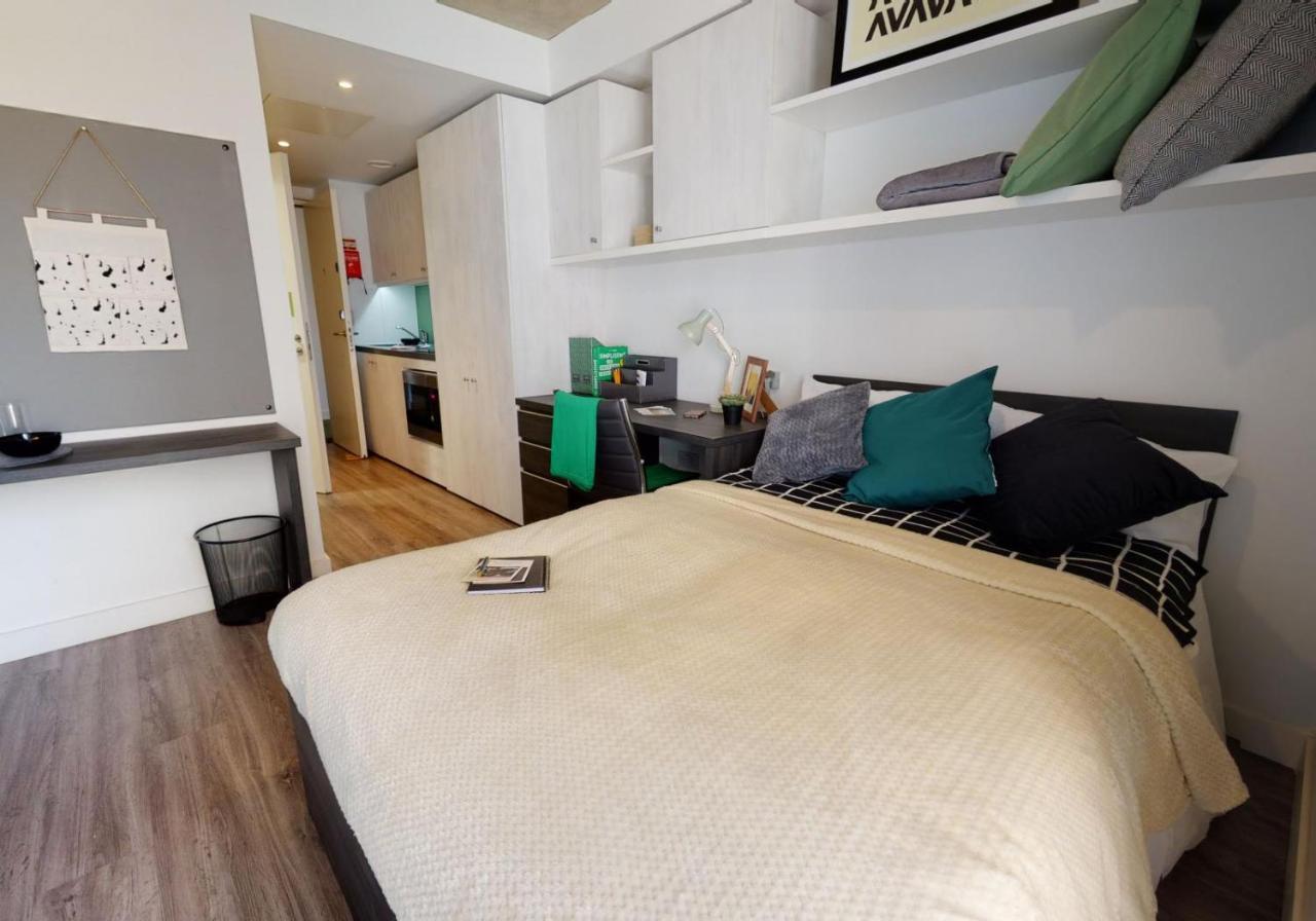 Stunning Aldgate Studio - Free Wifi And Gym! - Iq Aldgate Лондон Екстериор снимка